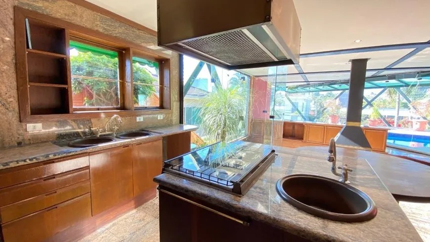 Imagem Casa com 3 Quartos à Venda, 361 m²em Alphaville Residencial Dois - Barueri