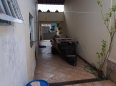 Imagem Casa com 2 Quartos à Venda, 240 m²em Segismundo Pereira - Uberlândia