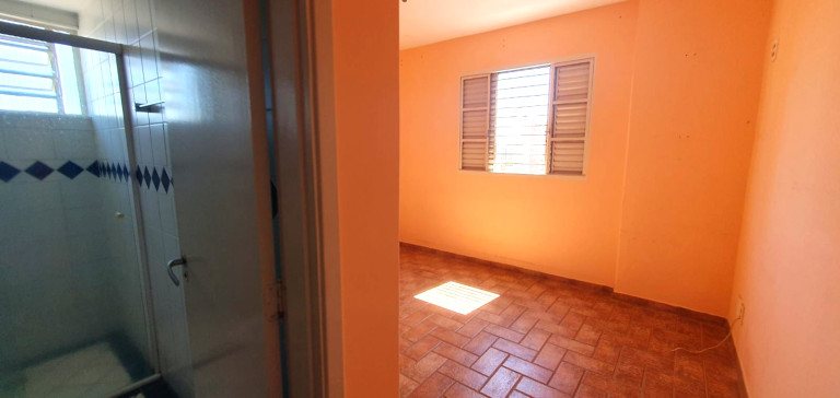 Imagem Apartamento com 2 Quartos à Venda ou Locação, 78 m²em Centro - Londrina