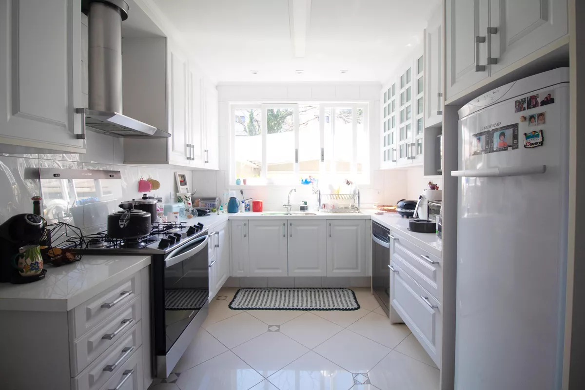 Imagem Casa com 4 Quartos à Venda ou Locação, 460 m² em Alto de Pinheiros - São Paulo