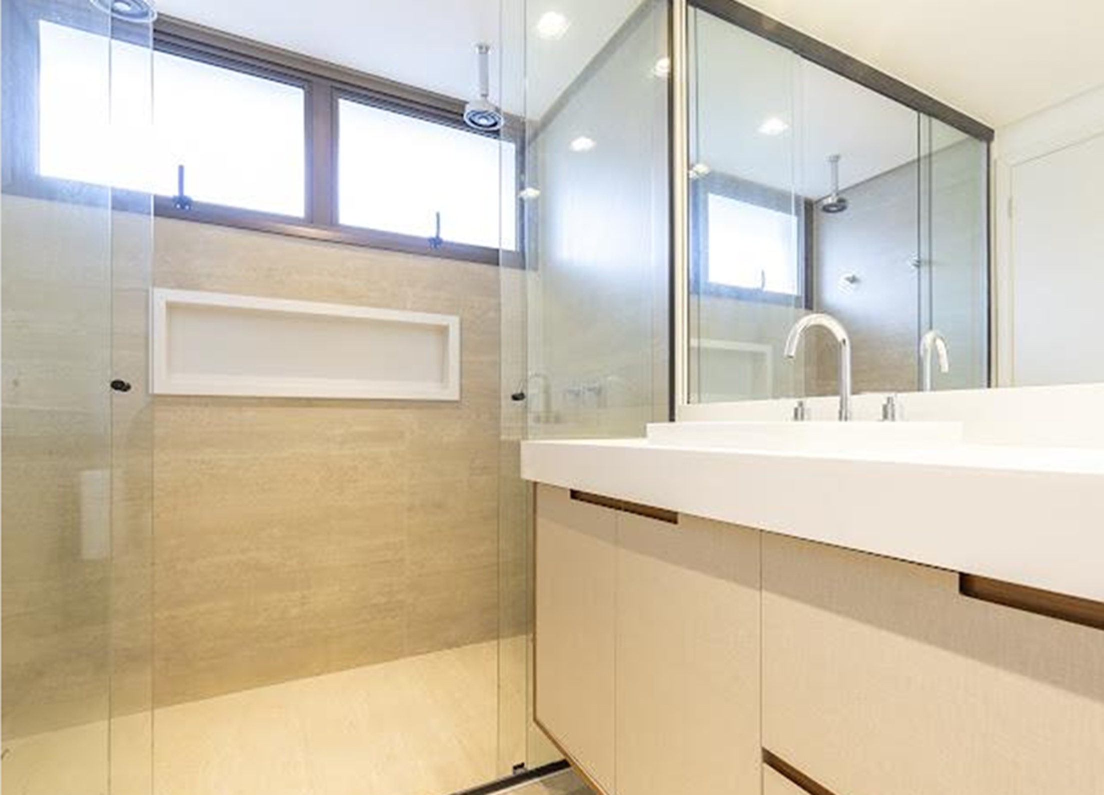 Imagem Casa de Condomínio com 4 Quartos à Venda, 689 m² em Jardim dos Estados - São Paulo