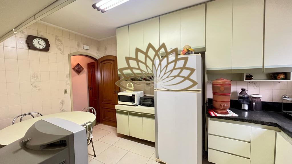 Imagem Apartamento com 3 Quartos à Venda, 140 m²em Campo Belo - São Paulo