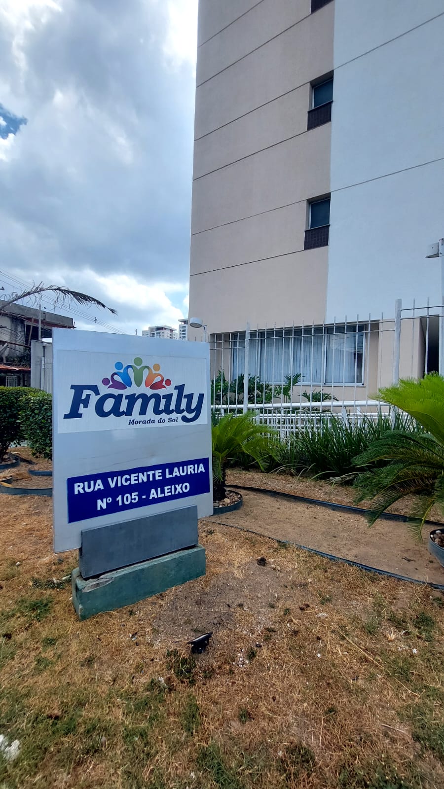 Imagem Apartamento com 3 Quartos para Alugar, 77 m²em Aleixo - Manaus