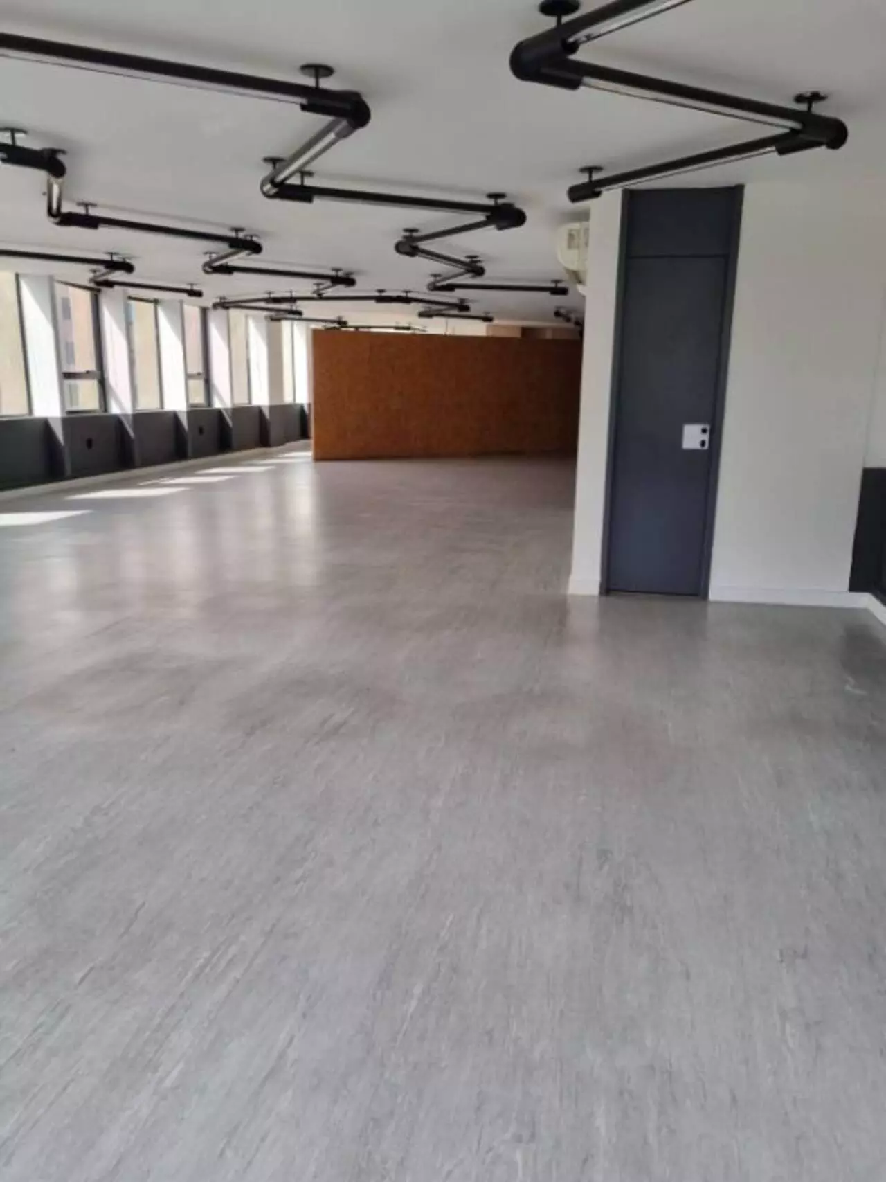 Imagem Sala Comercial à Venda ou Locação, 286 m² em Vila Olímpia - São Paulo
