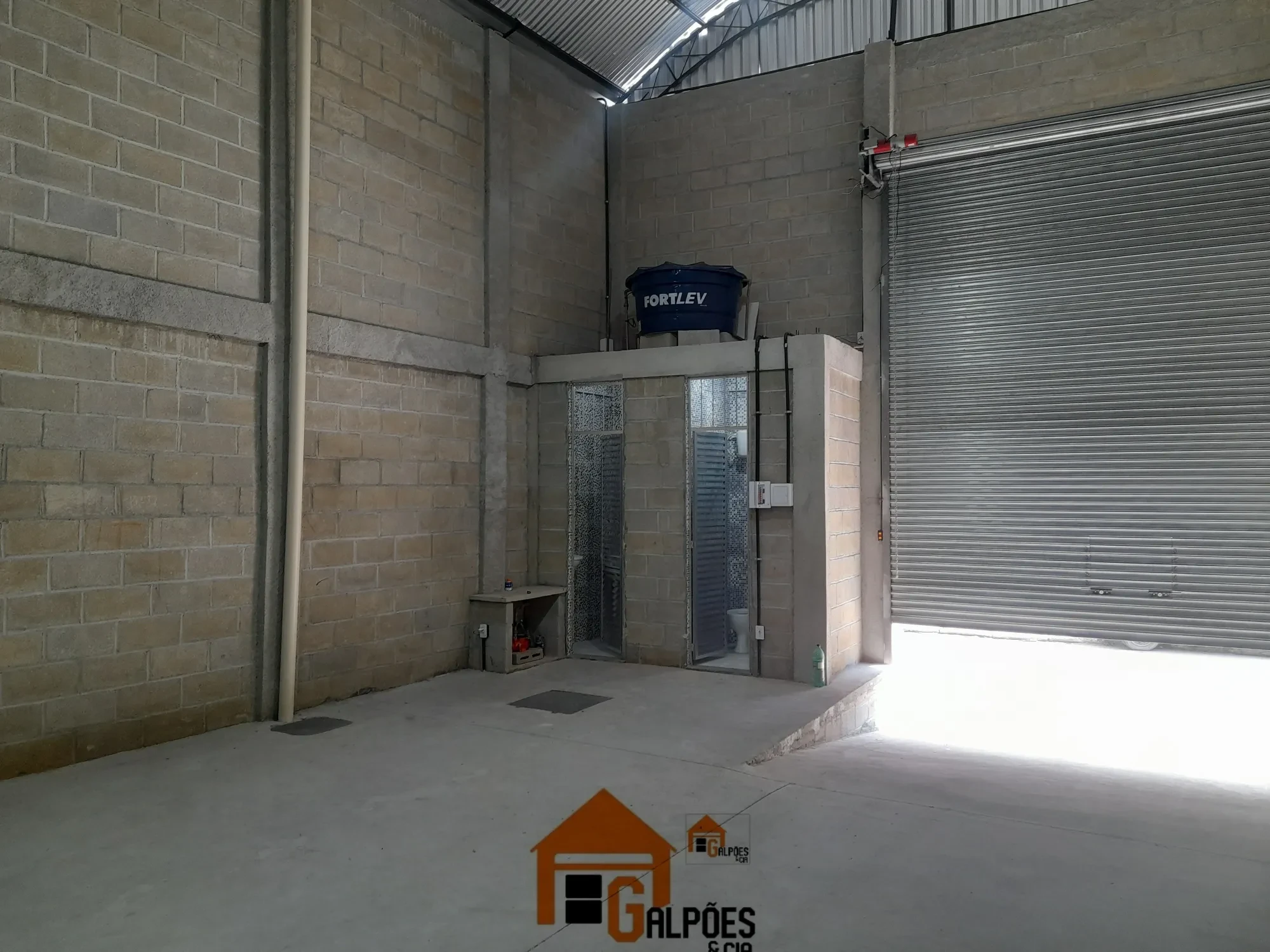 Imagem Galpão para Alugar, 220 m² em Lote XV - Belford Roxo