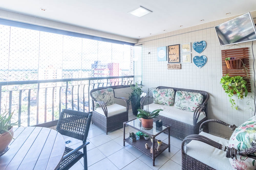 Imagem Apartamento com 4 Quartos à Venda, 156 m²em Batista Campos - Belém