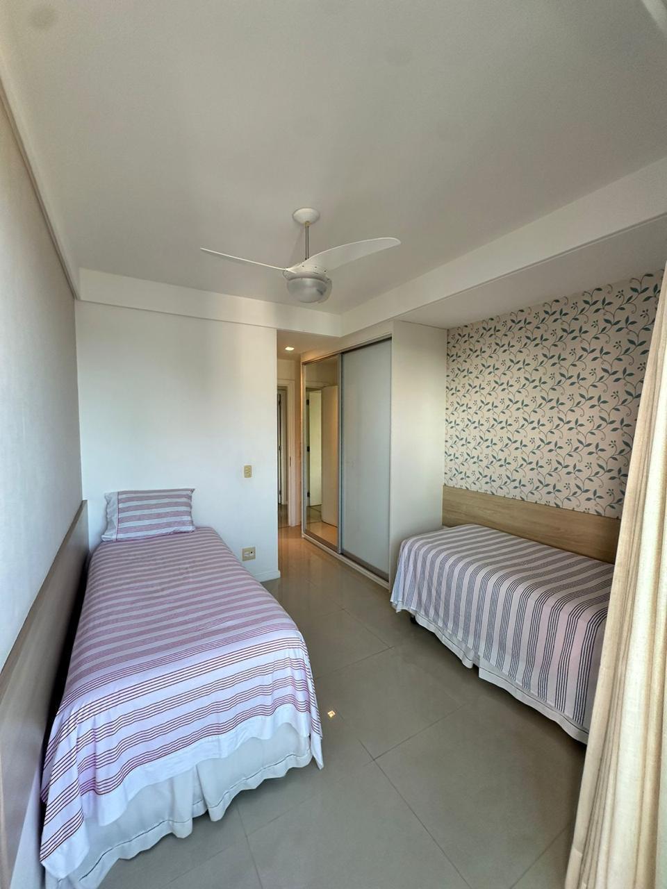 Imagem Apartamento com 4 Quartos para Alugar, 211 m² em Patamares - Salvador