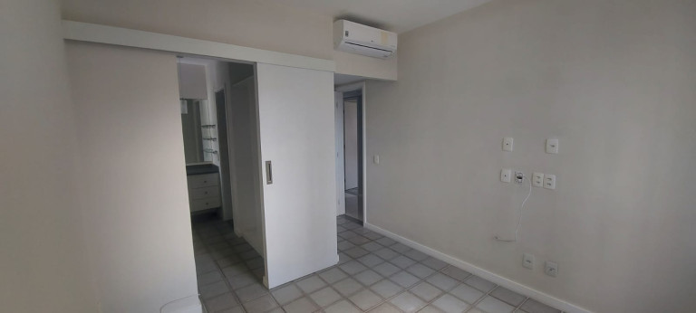 Imagem Apartamento com 4 Quartos para Alugar, 150 m² em Boa Viagem - Recife