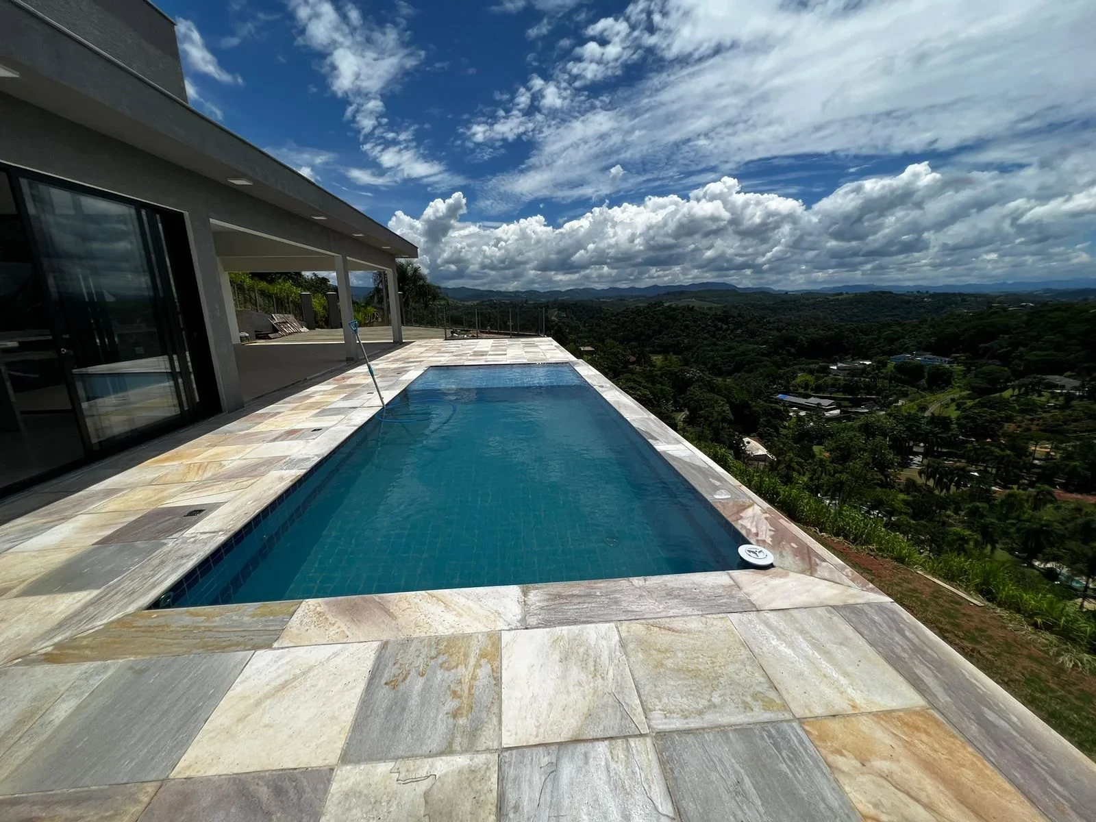 Imagem Casa de Condomínio à Venda, 380 m² em Santa Isabel - Santa Isabel