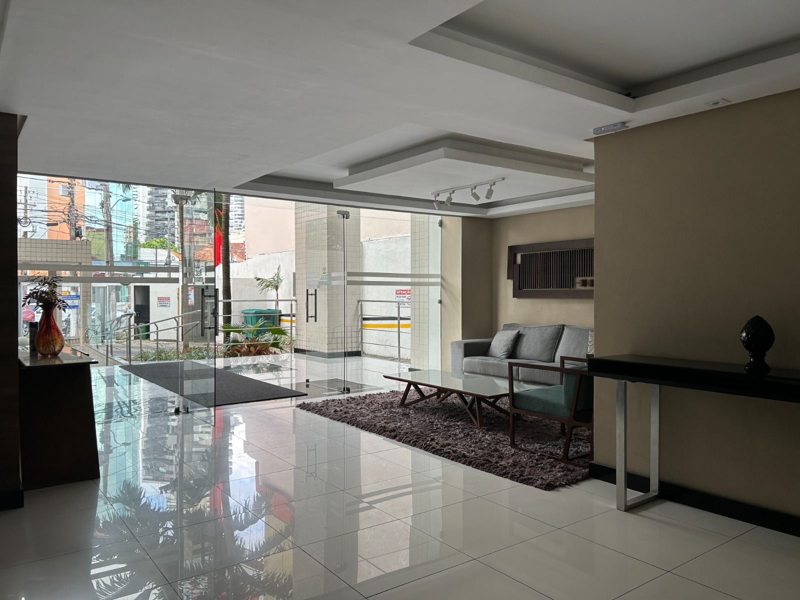 Imagem Apartamento com 2 Quartos à Venda, 75 m²em Umarizal - Belém