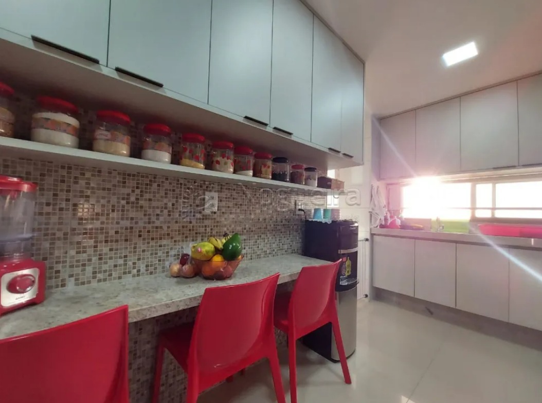 Imagem Apartamento com 4 Quartos à Venda ou Locação, 134 m²em Candeias - Jaboatão dos Guararapes