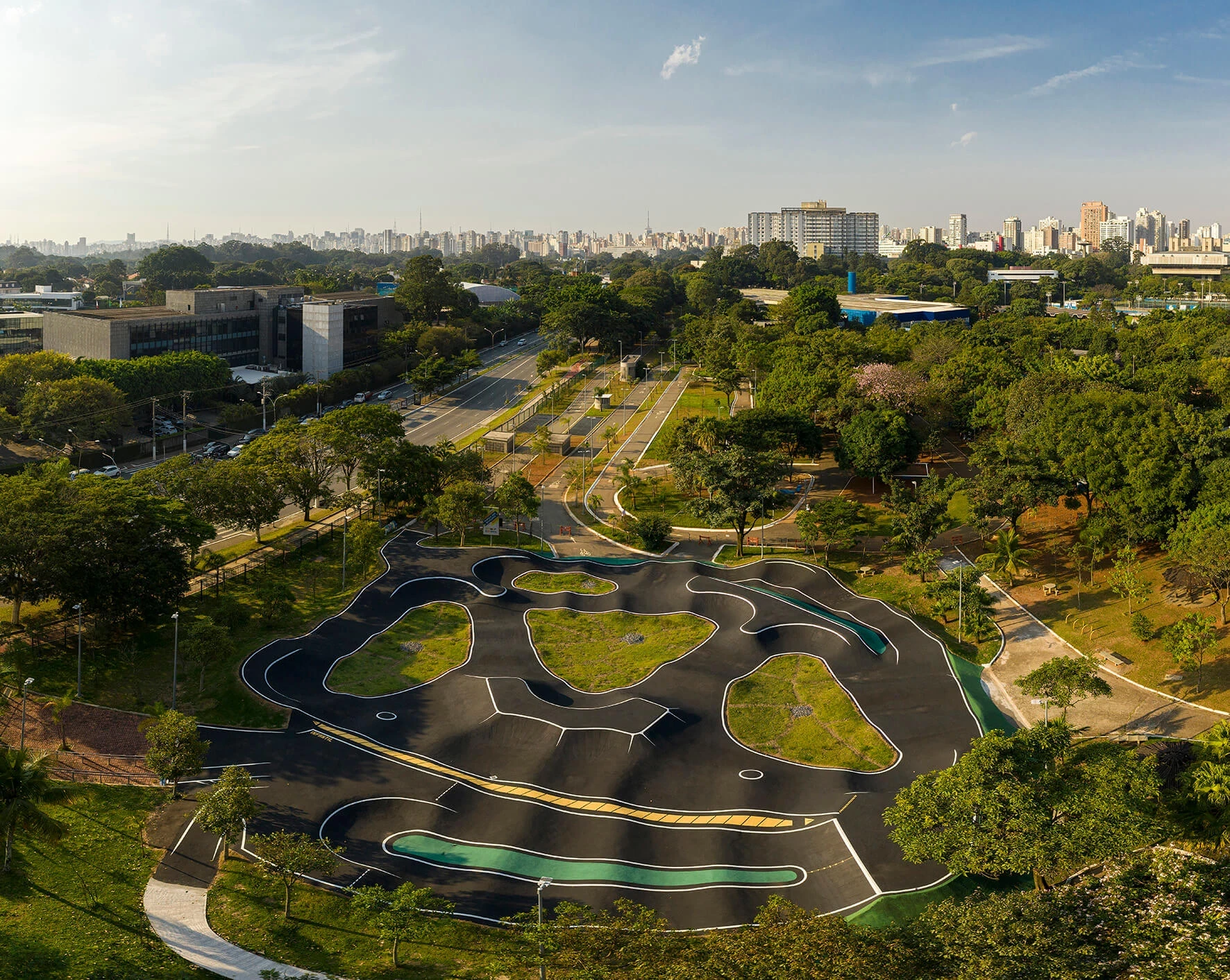 Foto do imóvel: Edifício Residencial com 2 Quartos à Venda, 66 m² em Indianópolis - São Paulo