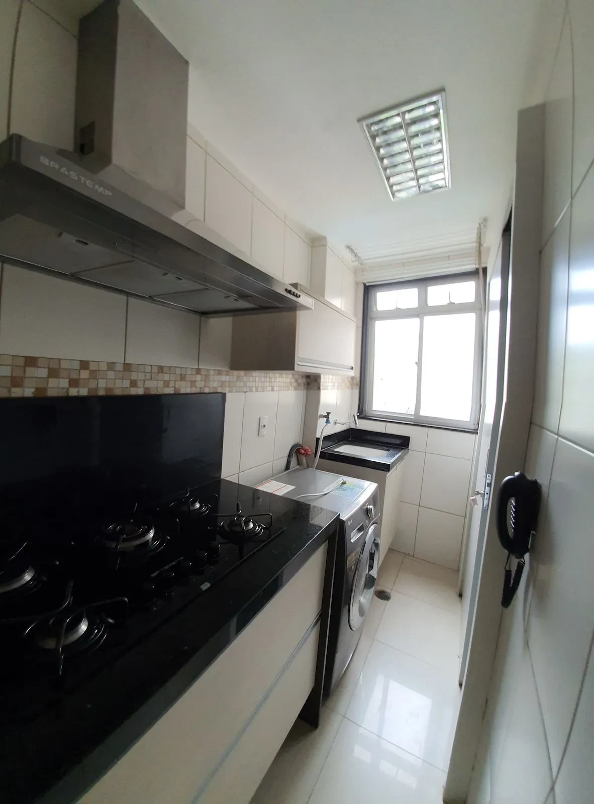 Imagem Apartamento com 2 Quartos para Alugar, 72 metros em Imbiribeira - Recife