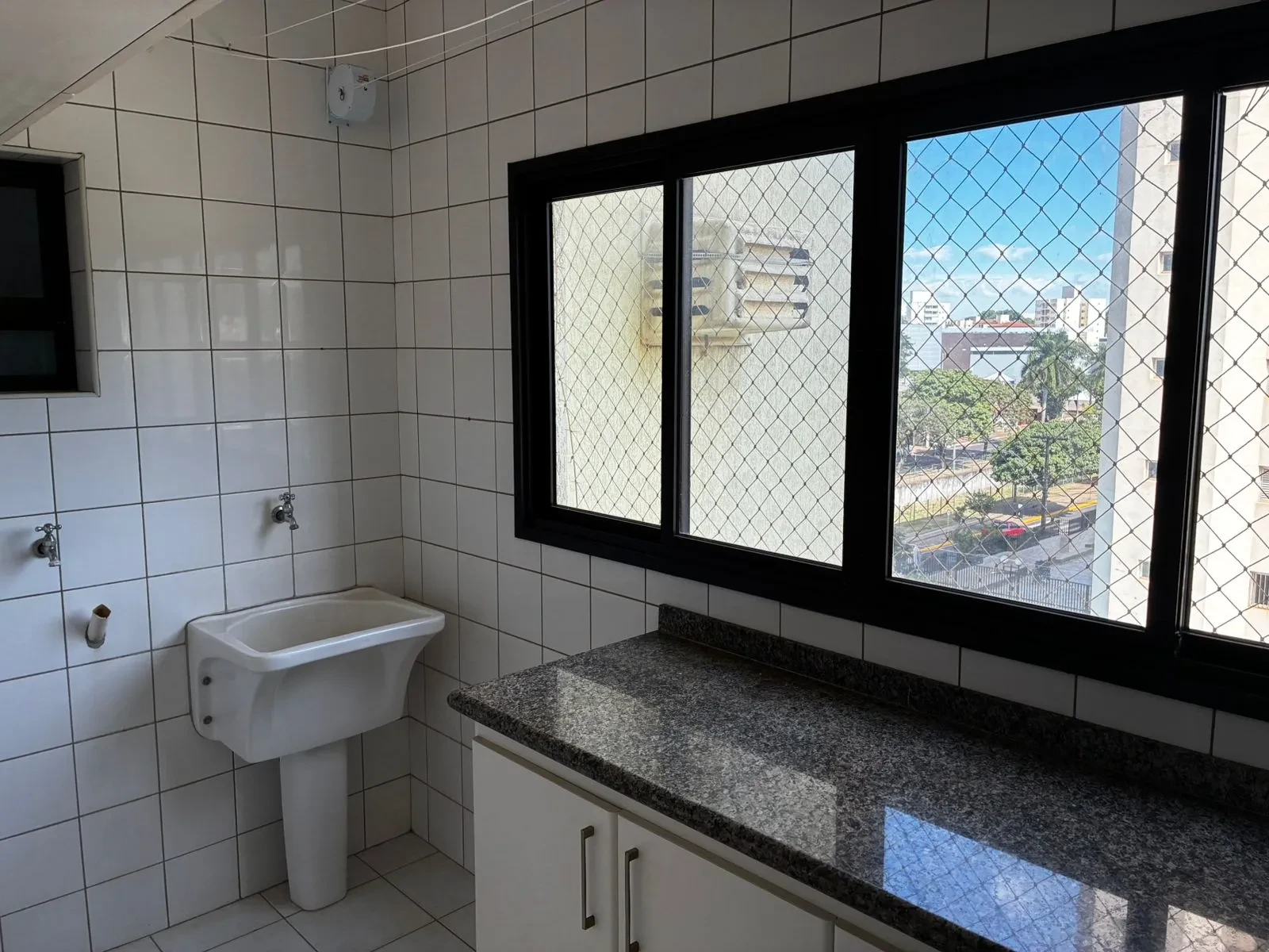 Imagem Apartamento com 3 Quartos para Alugar, 114 m² em Vila Estádio - Araçatuba