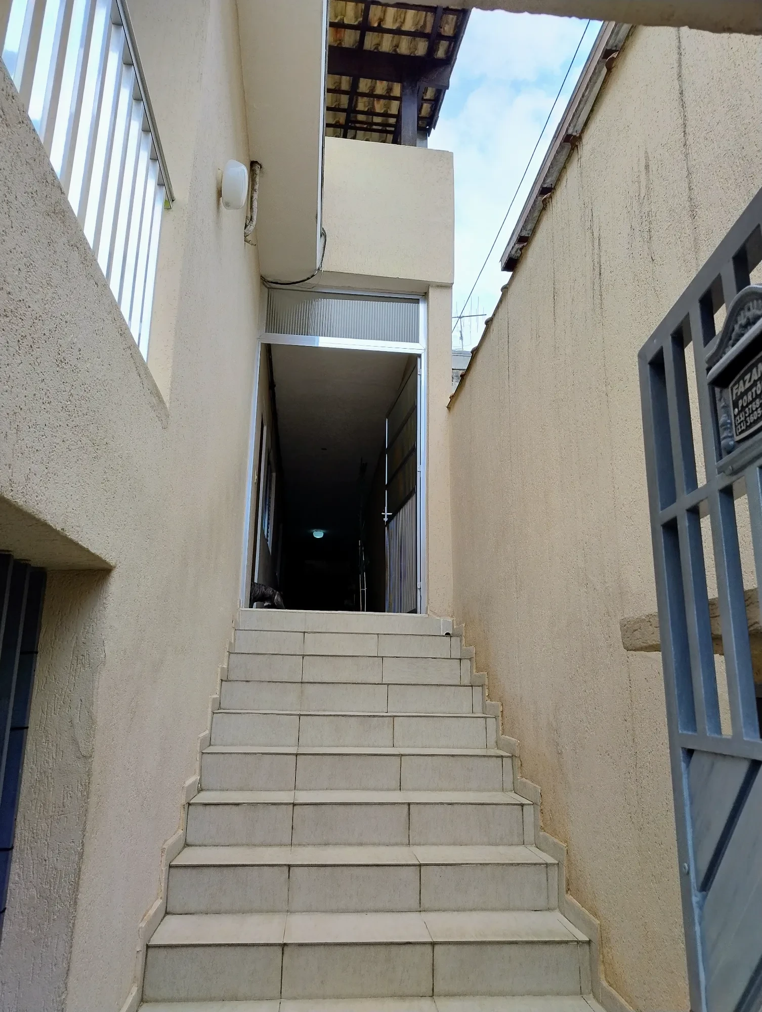 Imagem Casa com 2 Quartos à Venda, 220 m² em Jardim D'Abril - Osasco