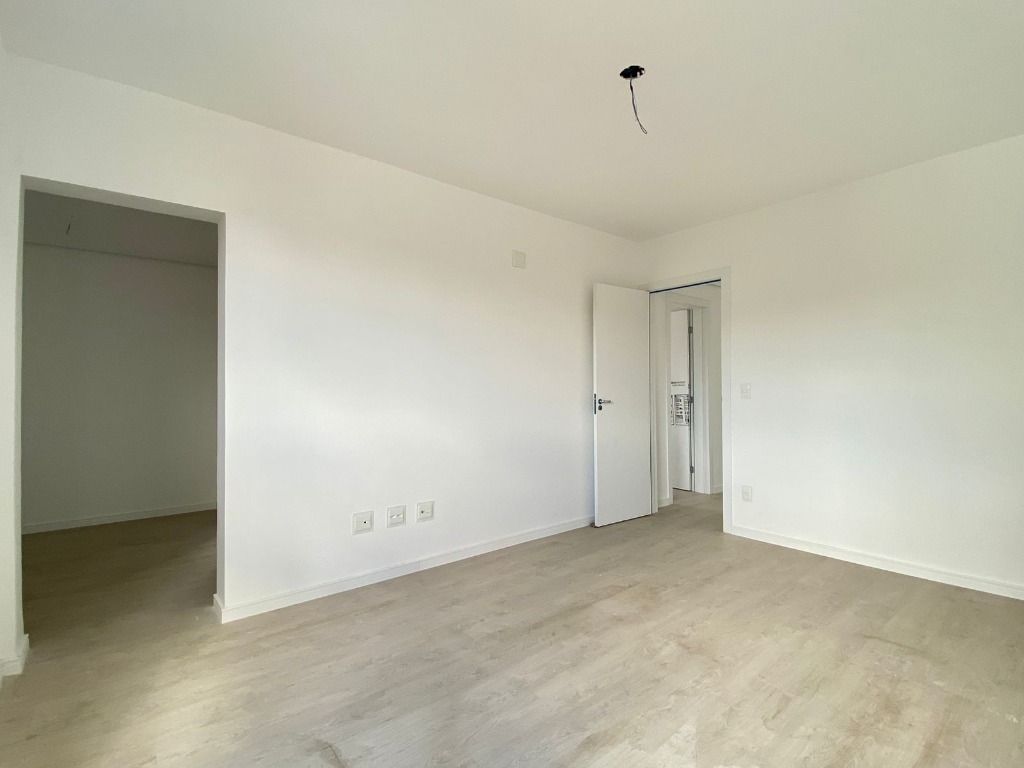 Imagem Apartamento com 4 Quartos à Venda, 138 m² em Jaraguá - Belo Horizonte