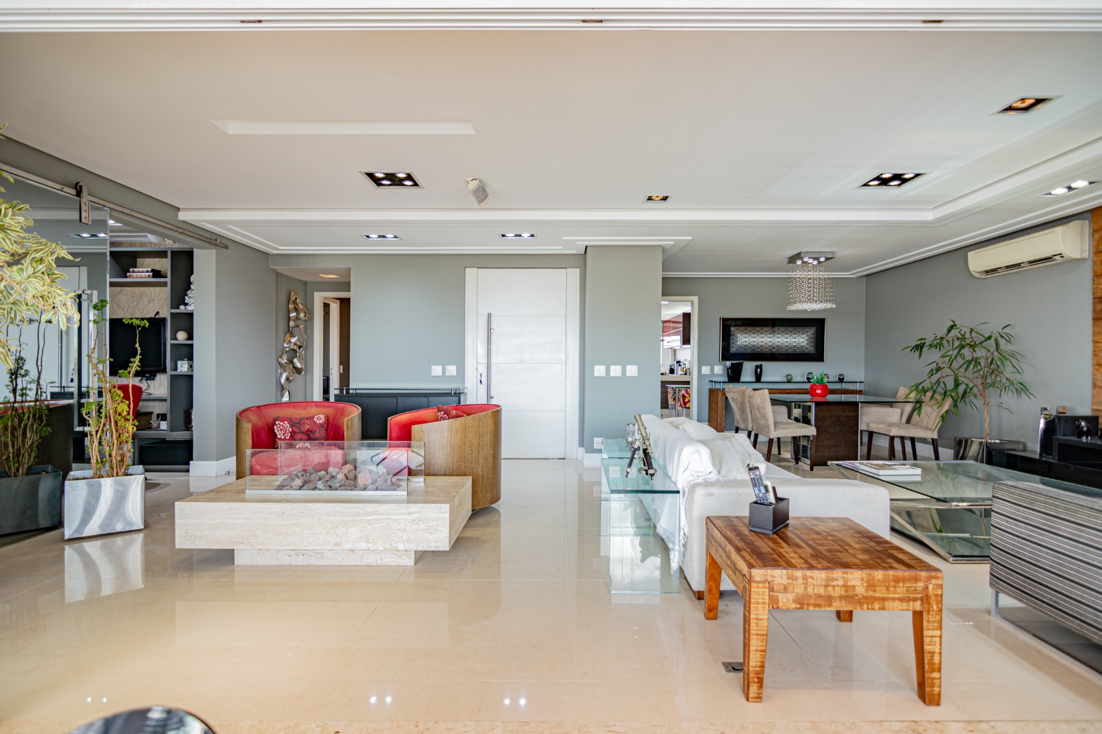 Imagem Apartamento com 4 Quartos à Venda, 206 m² em Vila Romana - São Paulo