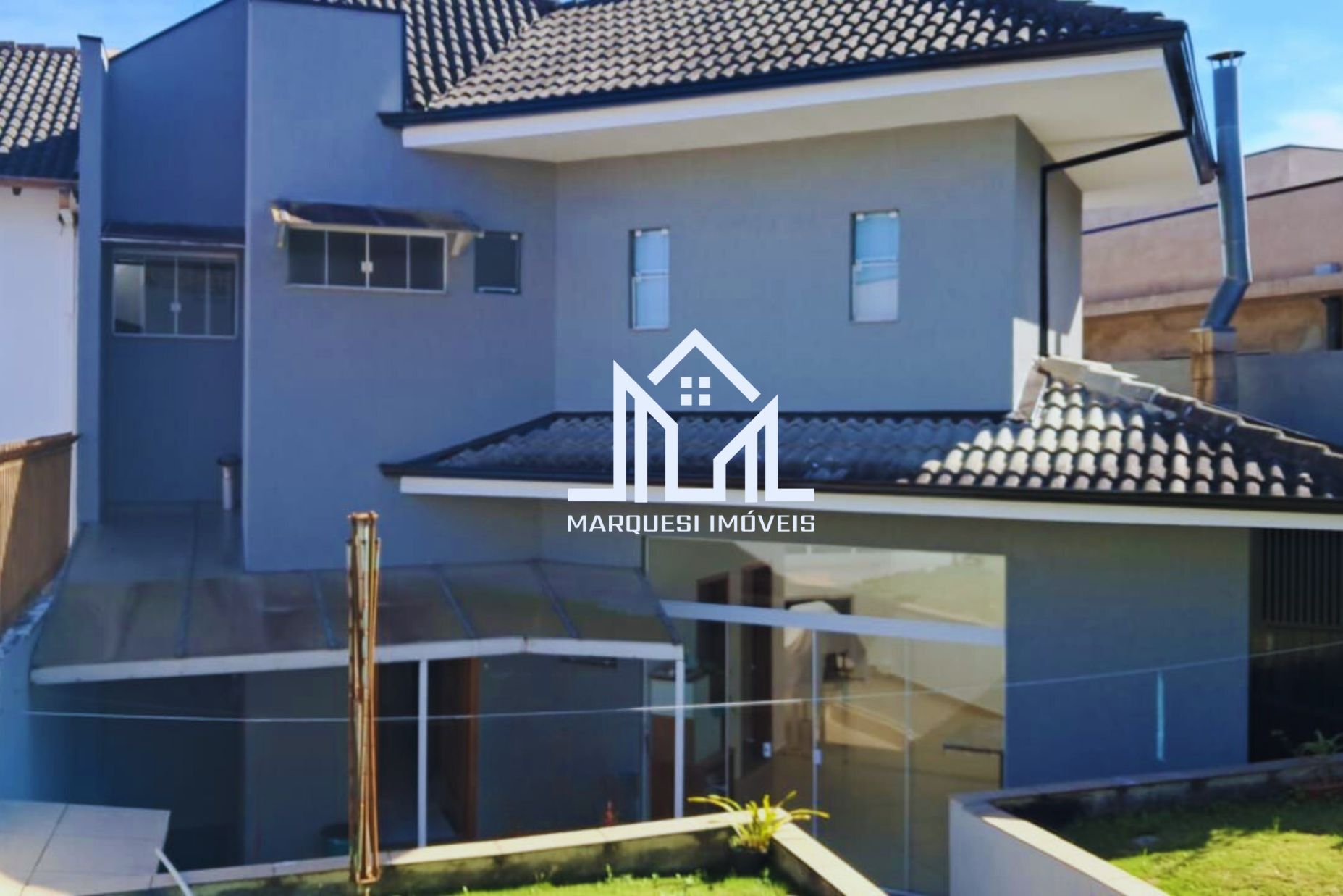 Imagem Casa com 3 Quartos à Venda, 241 m² em Guabirotuba - Curitiba
