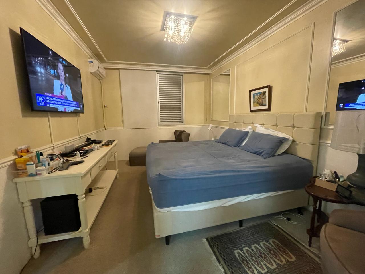 Imagem Apartamento com 4 Quartos à Venda, 224 m²em Centro - Florianópolis