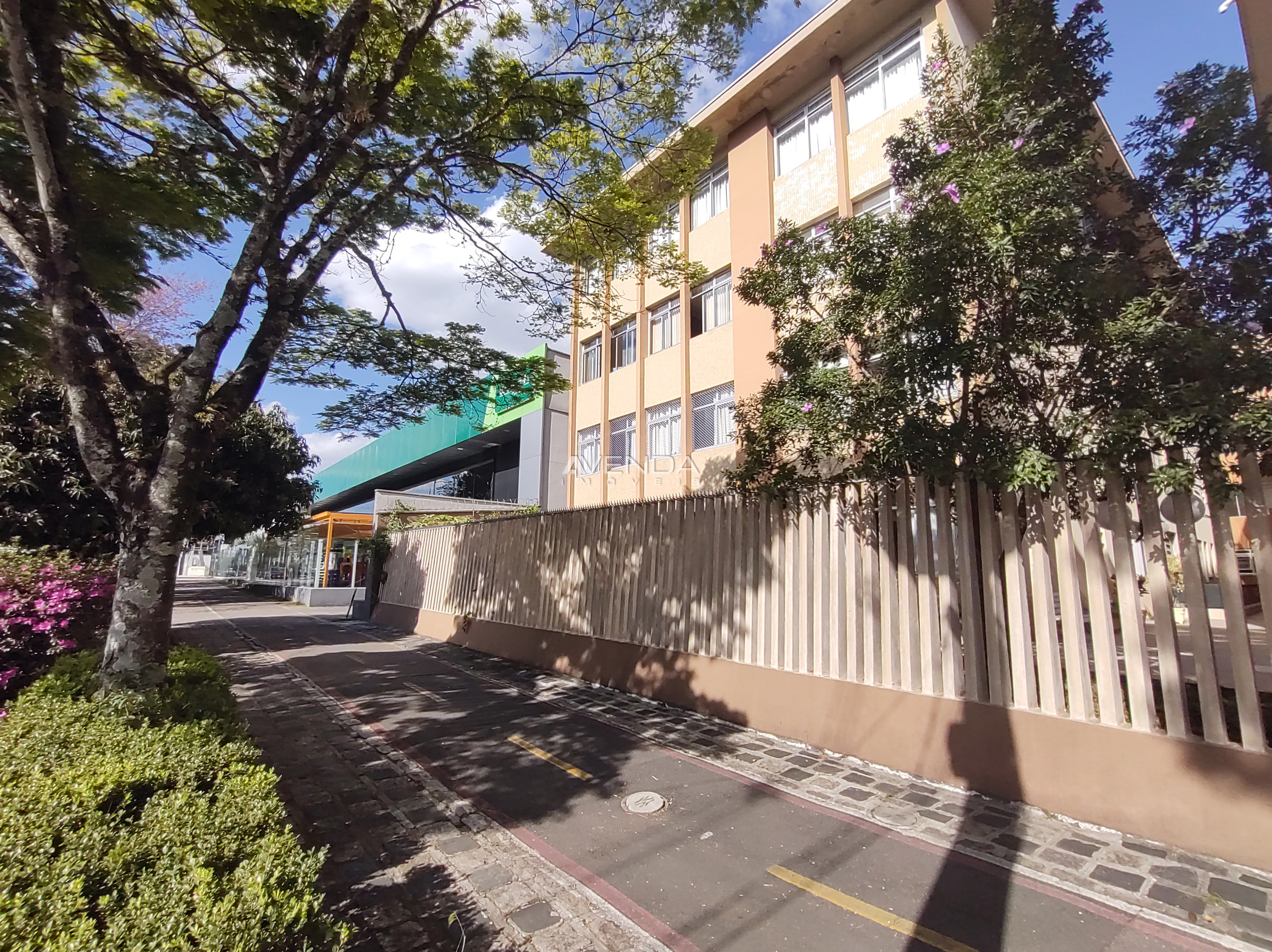 Imagem Apartamento com 3 Quartos à Venda ou Locação, 105 m²em Água Verde - Curitiba