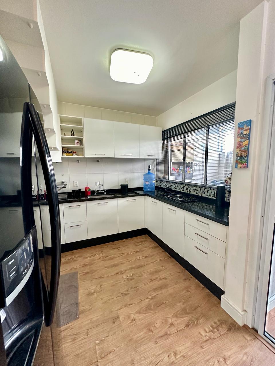 Foto do imóvel: Casa de Condomínio com 3 Quartos à Venda ou Locação, 130 m² em Alto Ipiranga - Mogi das Cruzes