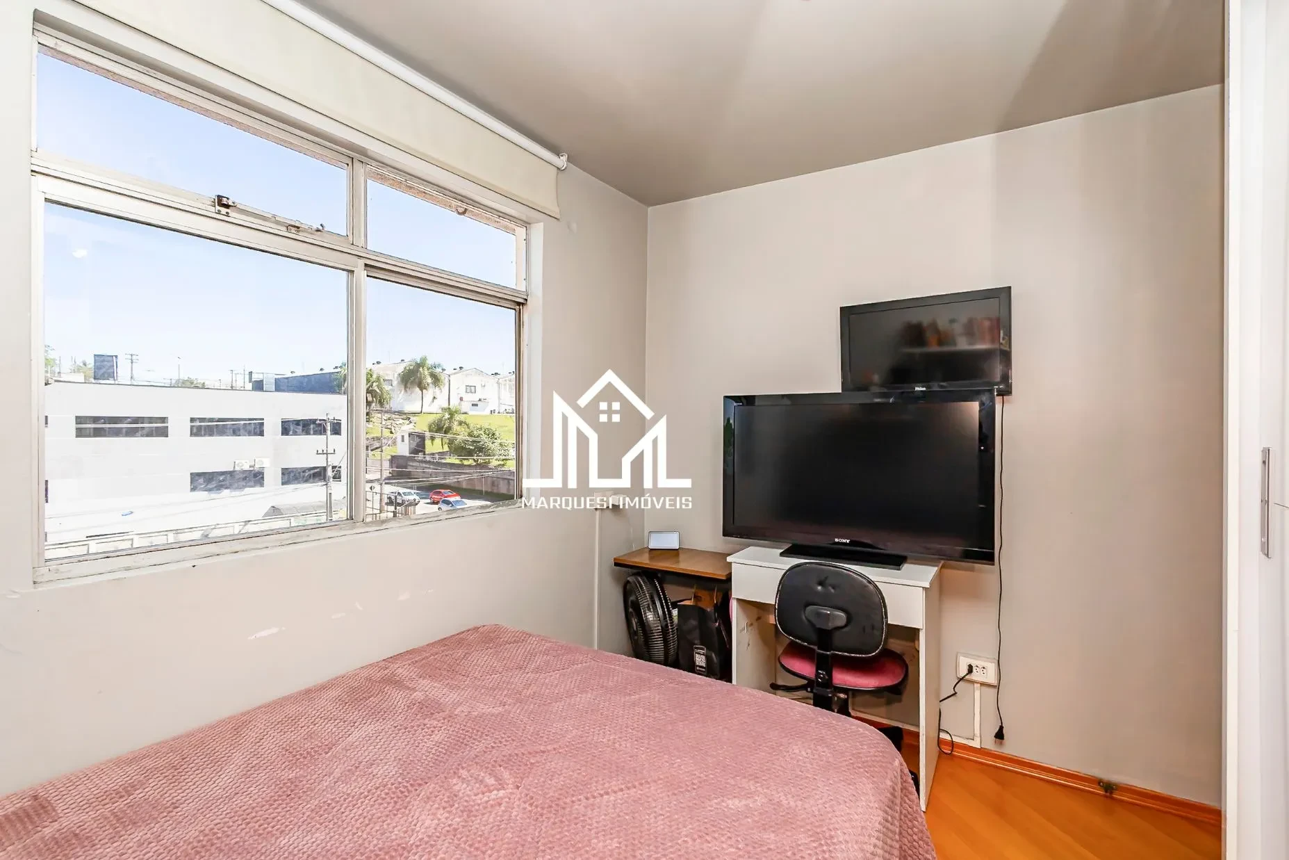 Imagem Apartamento com 3 Quartos à Venda, 65 m² em Parolin - Curitiba