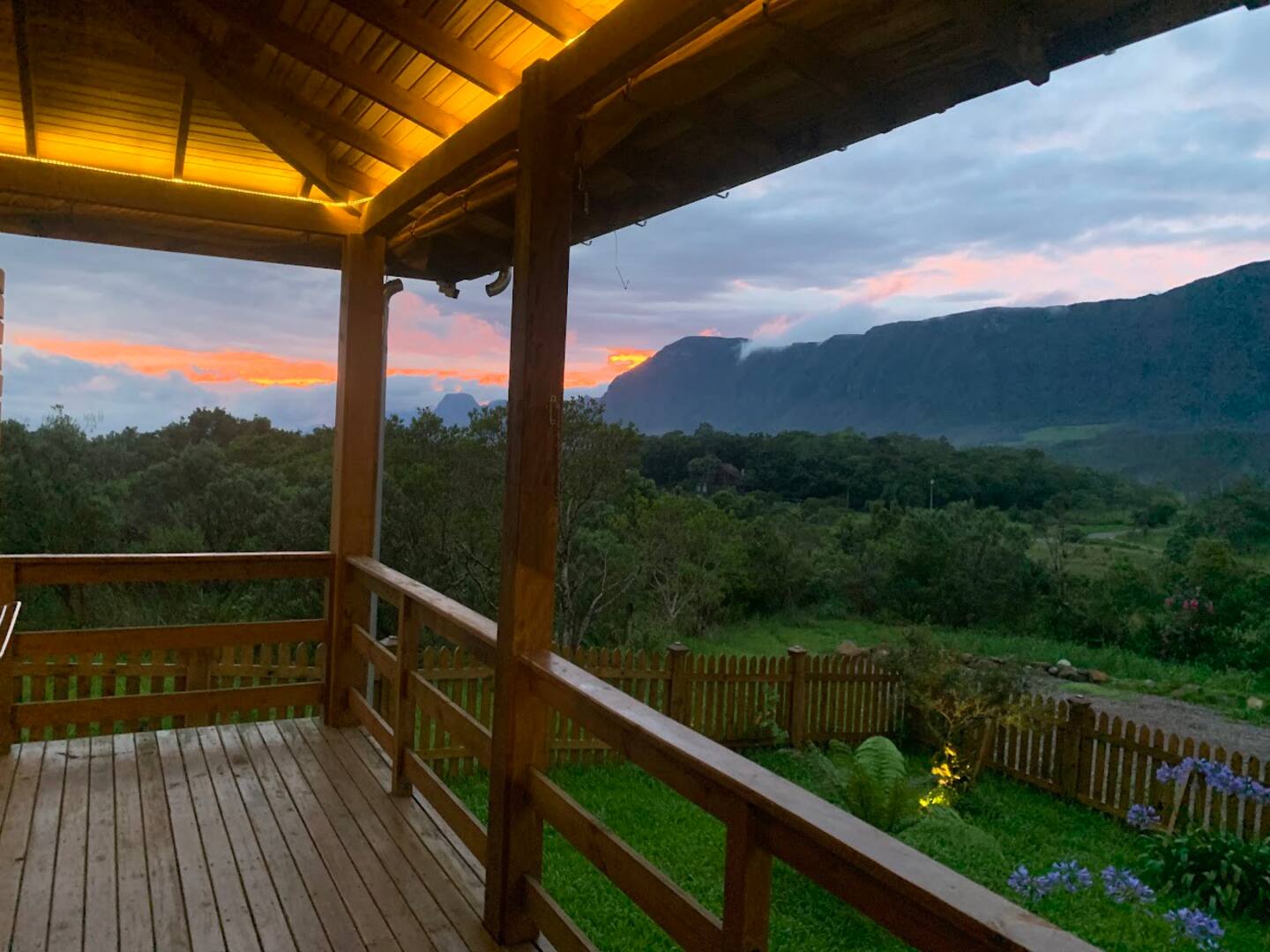 Foto do imóvel: Chácara com 2 Quartos à Venda, 133 m² em Centro - Santa Rosa de Lima