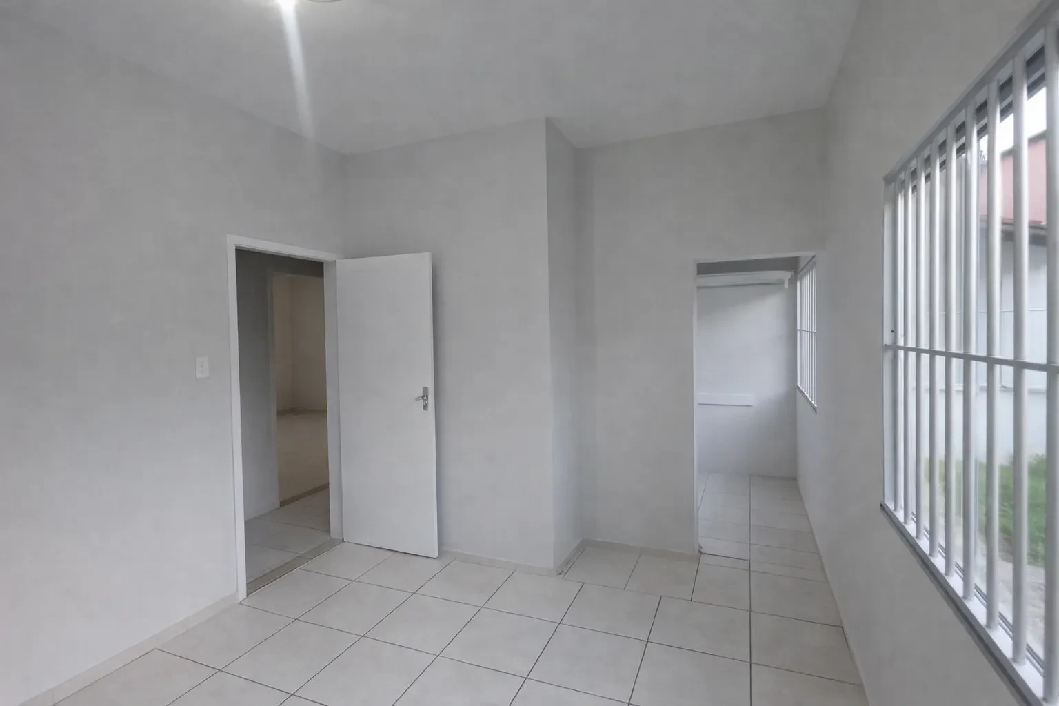 Imagem Sobrado com 3 Quartos à Venda, 240 metros em Jaraguá Esquerdo - Jaraguá do Sul