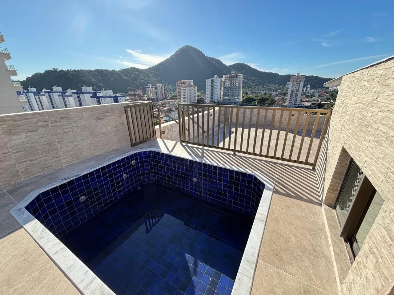 Foto do imóvel: Cobertura com 3 Quartos à Venda, 101 metro em Canto do Forte - Praia Grande