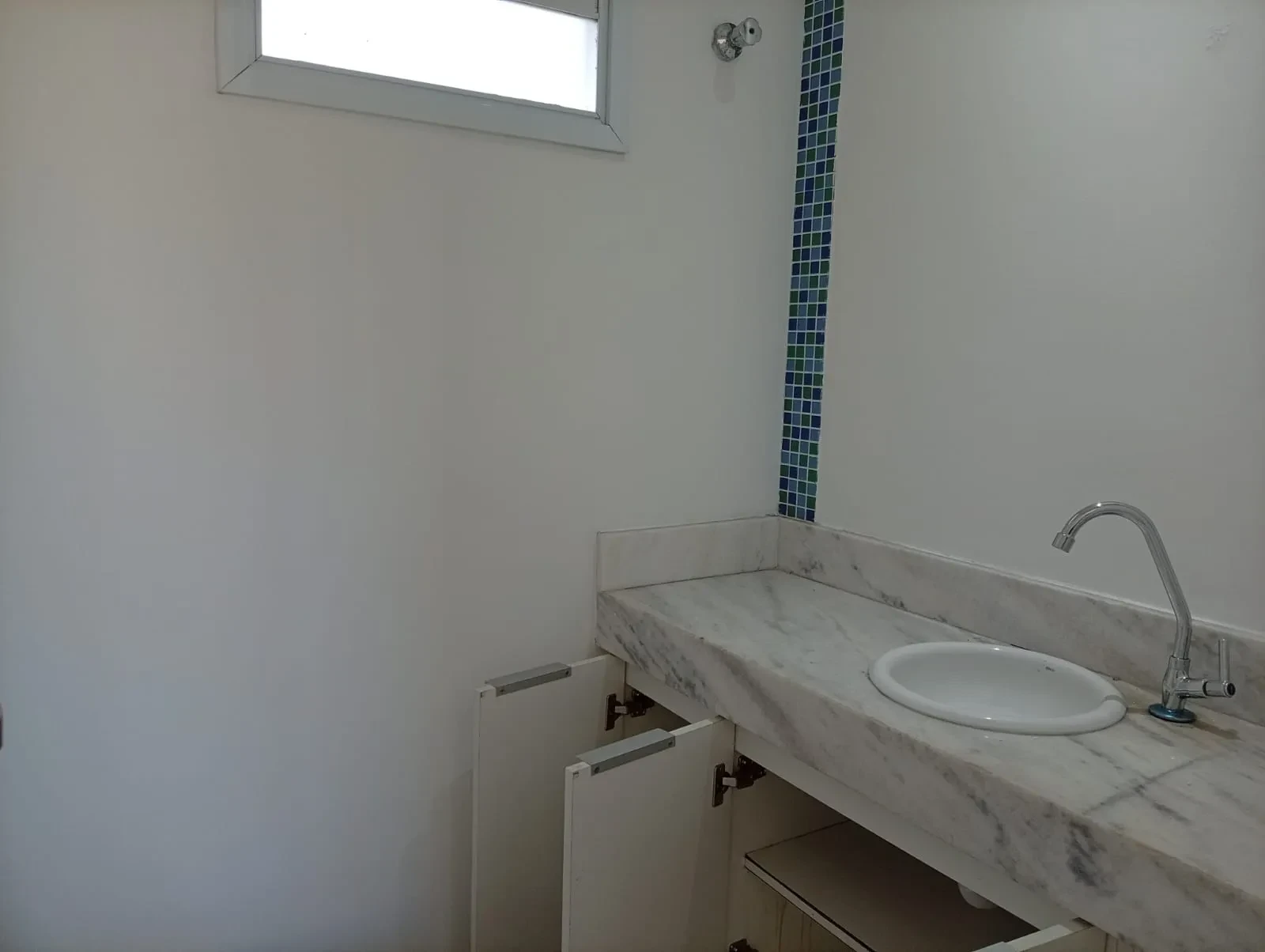 Imagem Apartamento com 2 Quartos à Venda, 60 metros em Vila Mathias - Santos