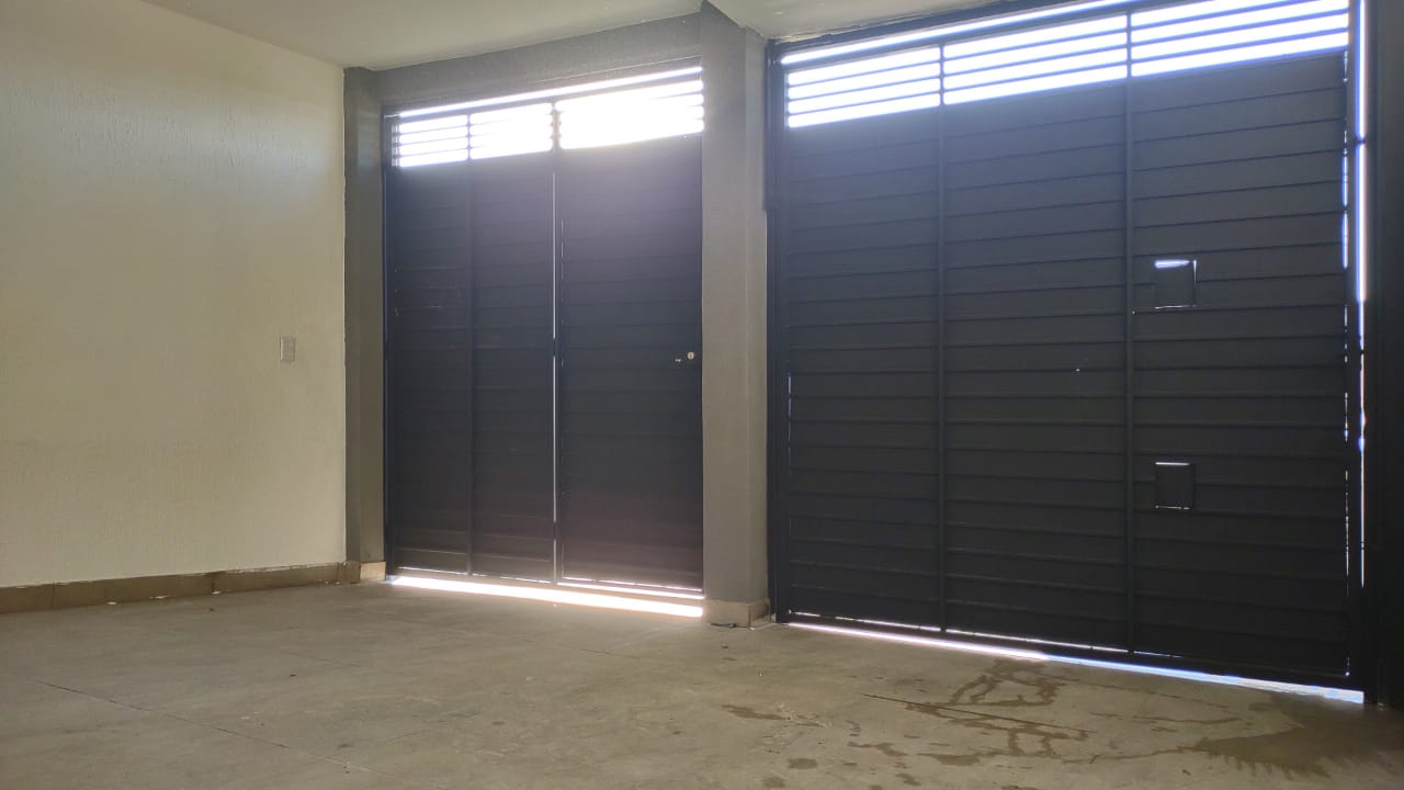 Foto do imóvel: Casa com 3 Quartos à Venda, 13.500 m² em Jardim Alvinópolis - Atibaia