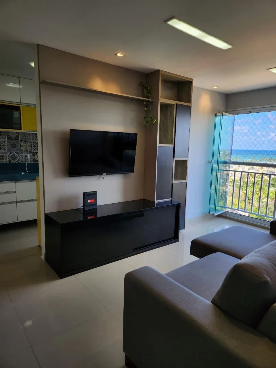 Imagem Apartamento com 2 Quartos à Venda ou Locação, 65 m² em Buraquinho - Lauro de Freitas