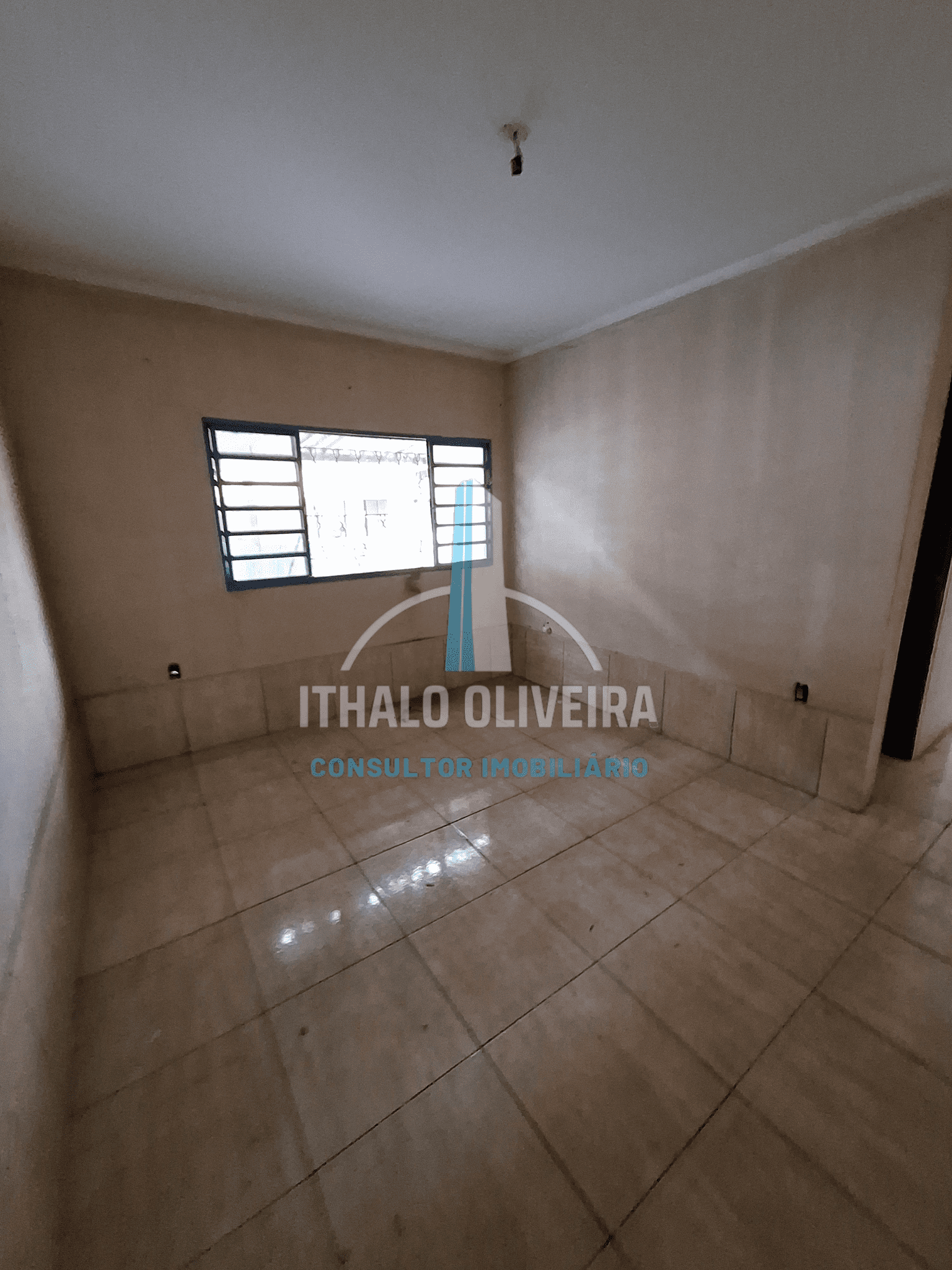 Imagem Casa com 3 Quartos à Venda, 360 m²em Santo Hilário - Goiânia