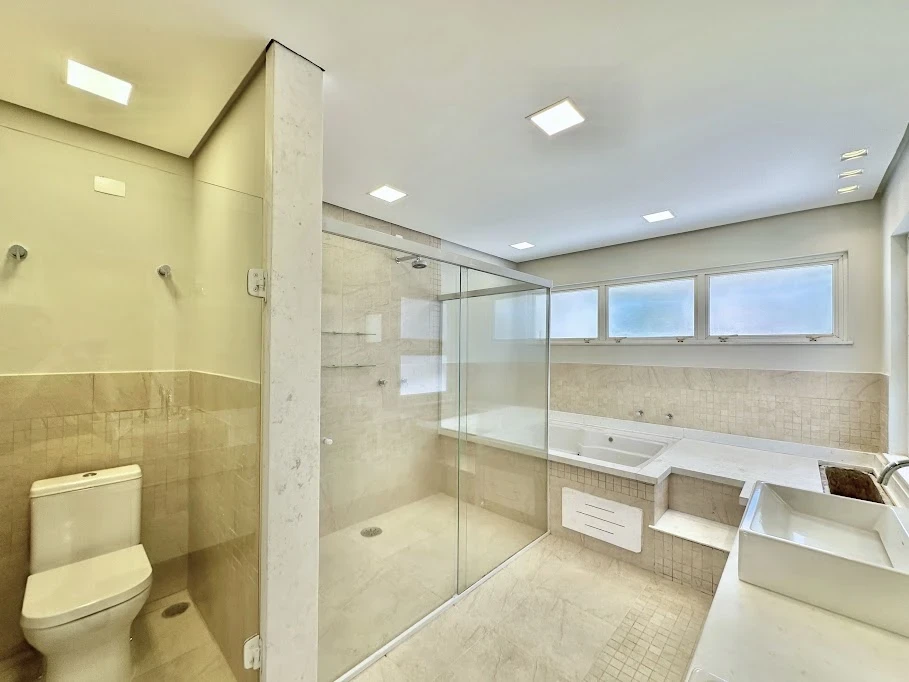 Foto do imóvel: Casa de Condomínio com 4 Quartos à Venda, 450 m² em Pousada dos Bandeirantes - Carapicuíba