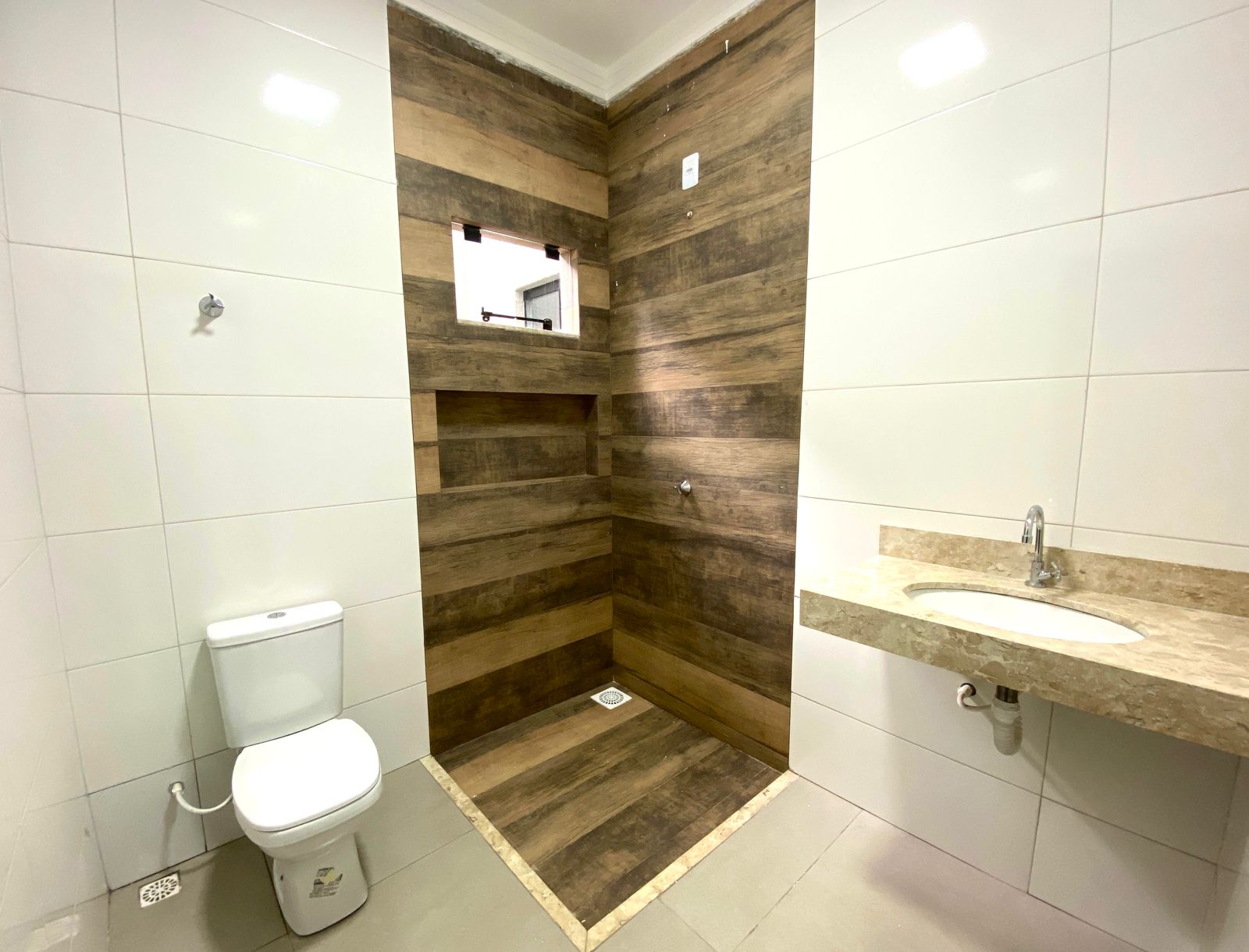 Imagem Casa com 2 Quartos à Venda, 67 m²em Jardim Floresta - Rio Verde