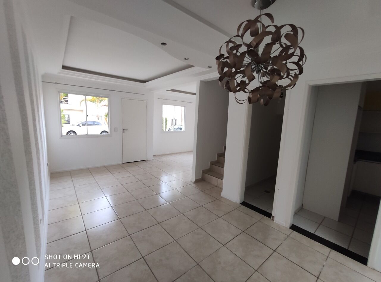 Imagem Sobrado com 3 Quartos para Alugar, 80 m² em Vila Oliveira - Mogi das Cruzes