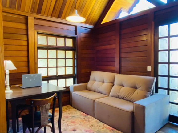 Imagem Casa com 3 Quartos à Venda, 1.000 m² em Capivari - Campos do Jordão