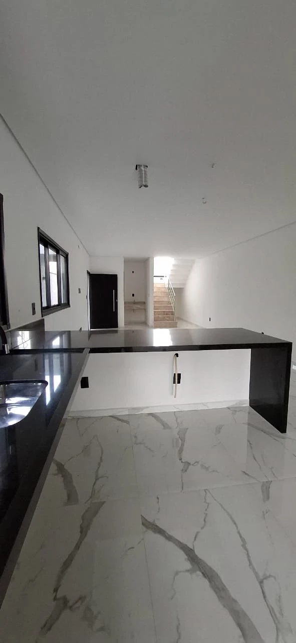 Imagem Sobrado com 3 Quartos à Venda ou Locação, 160 m² em Vila Petrópolis - Atibaia