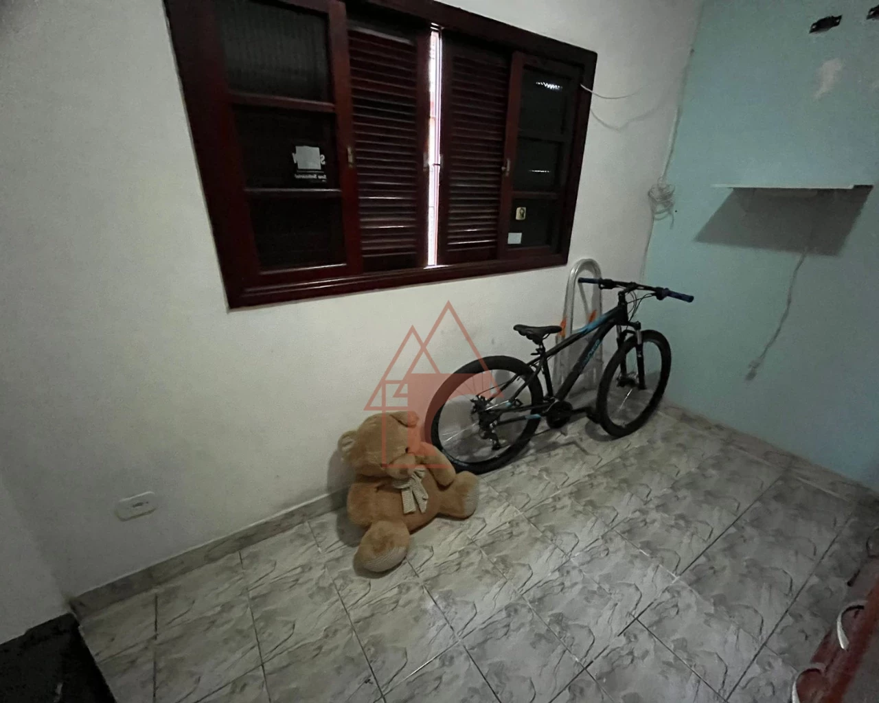 Imagem Casa com 3 Quartos à Venda, 76 m² em Jardim Casqueiro - Cubatão Imagem Casa com 3 Quartos à Venda, 76 m² em Jardim Casqueiro - Cubatão