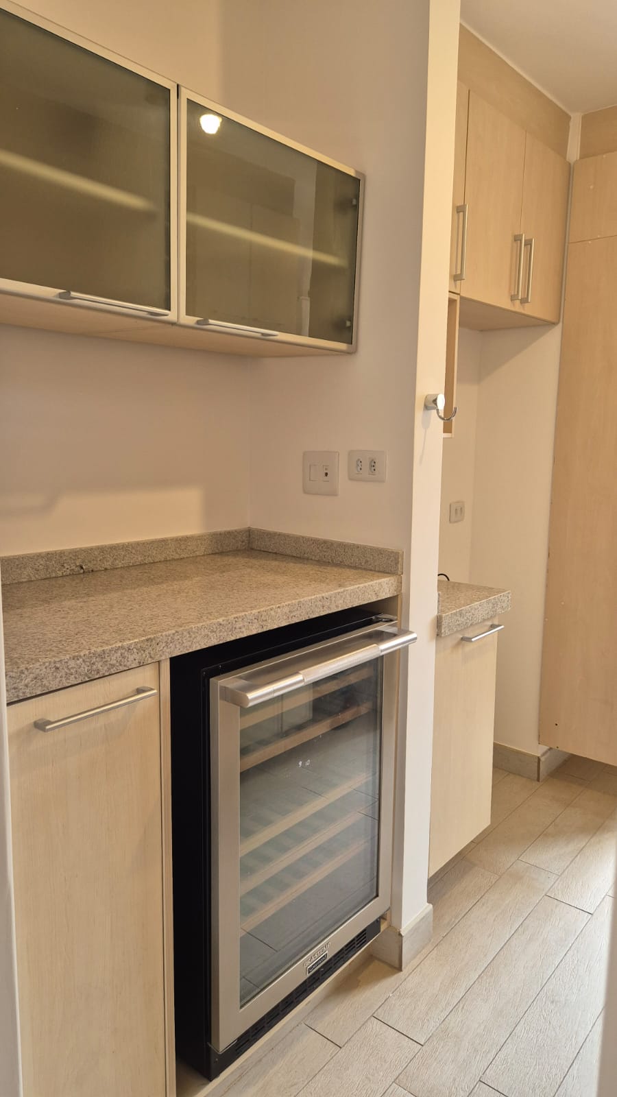 Imagem Apartamento com 2 Quartos à Venda, 70 m²em GLEBA PALHANO-LAGO IGAPÓ - LONDRINA