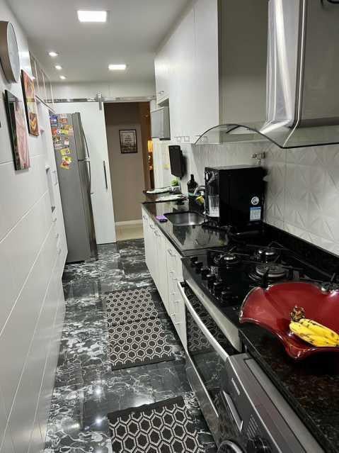 Imagem Apartamento com 3 Quartos à Venda, 80 m²em Santa Rosa - Niterói