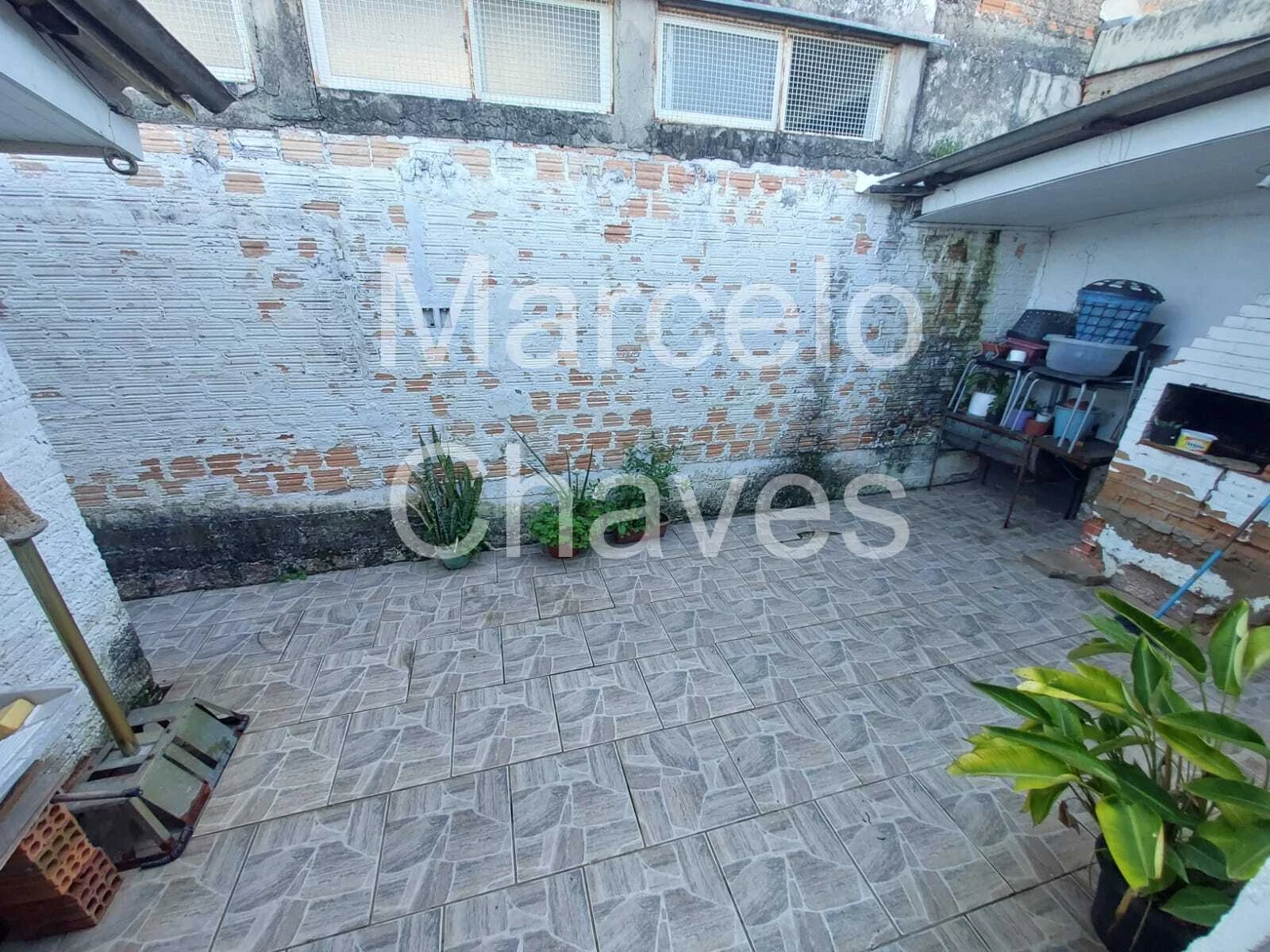 Imagem Terreno à Venda, 194 m² em Medianeira - Porto Alegre