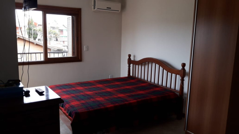 Imagem Sobrado com 3 Quartos à Venda,  em Estância Velha - Canoas