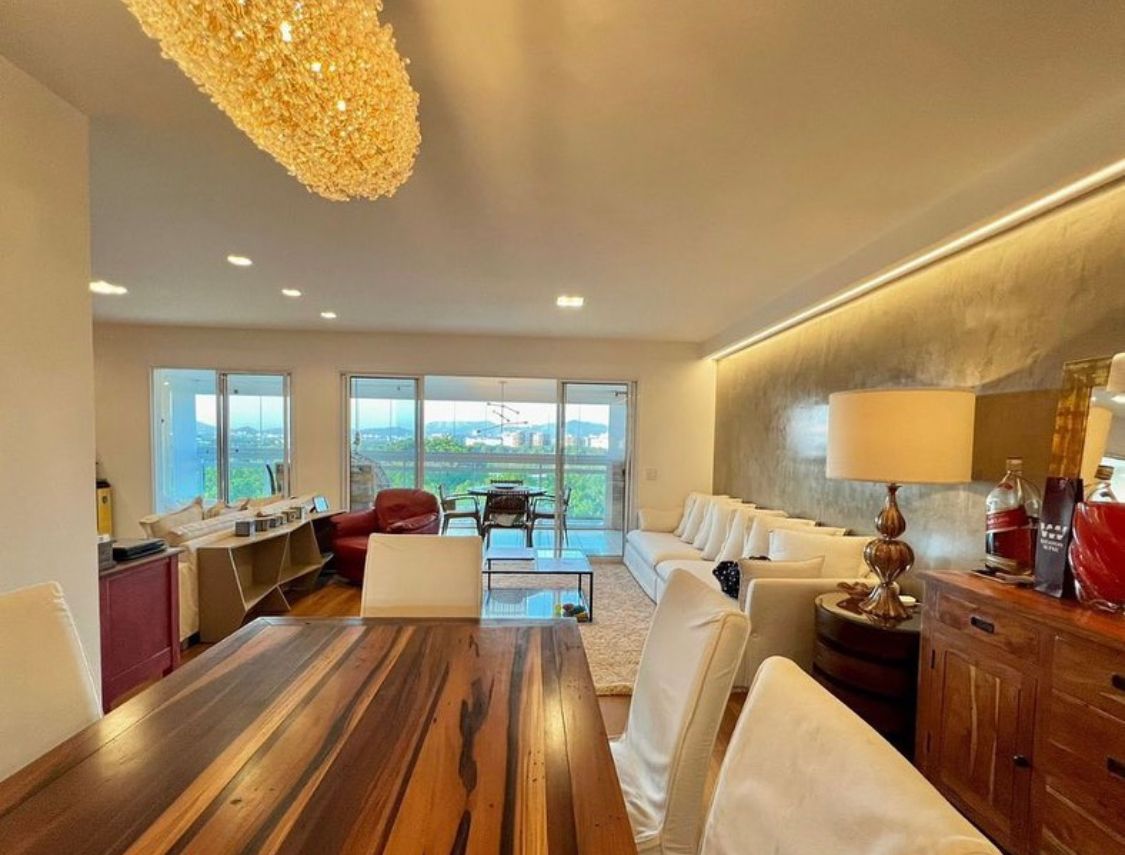 Imagem Apartamento com 3 Quartos à Venda, 157 m²em Barra da Tijuca - Rio de Janeiro