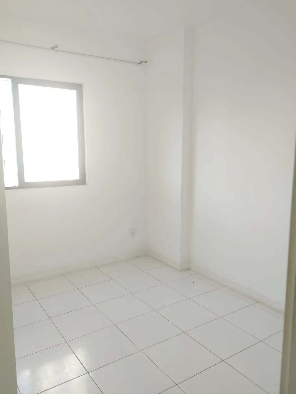 Imagem Apartamento com 3 Quartos à Venda, 80 metros em Stiep - Salvador