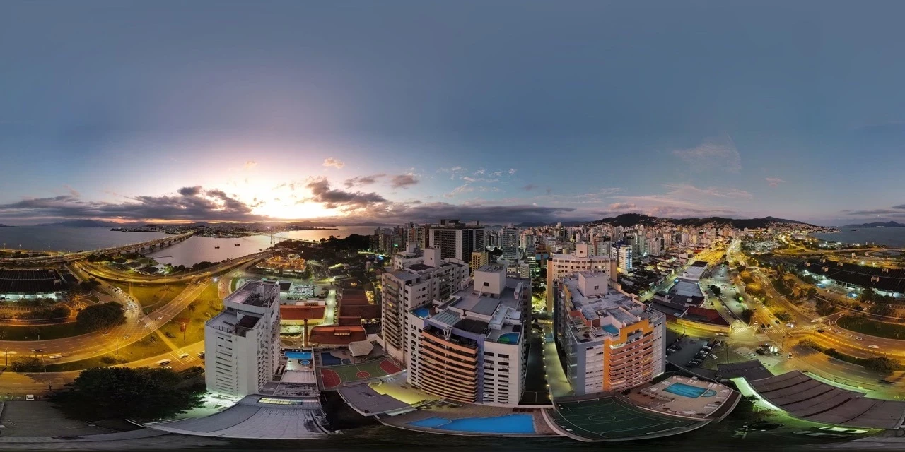 Apartamento com 3 Quartos à Venda, 82 m² em Centro - Florianópolis