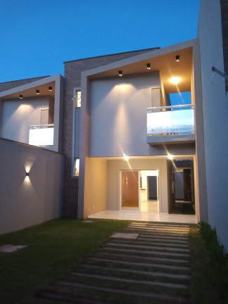 Imagem Casa com 3 Quartos à Venda, 123 m² em Centro - Eusébio