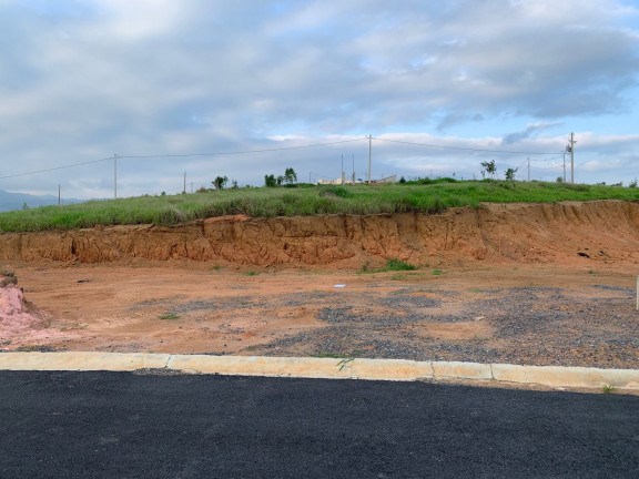 Terreno à Venda, 300 m² em Loteamento Recanto do Sol  - Extrema