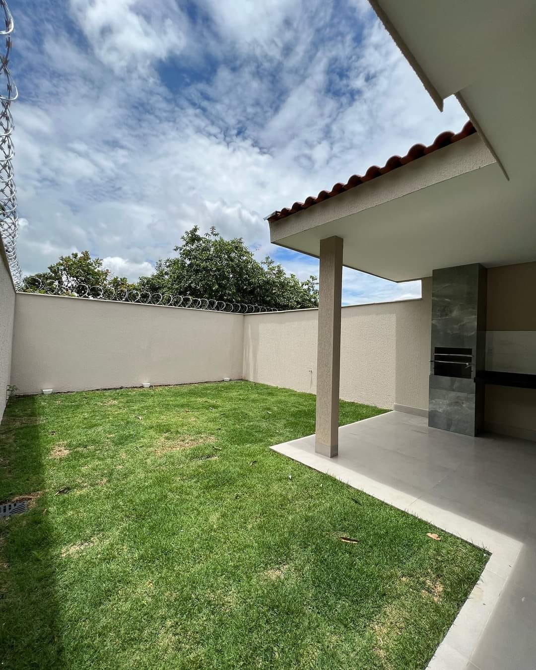 Imagem Casa com 3 Quartos à Venda, 119 m² em Jardim Riviera - Aparecida de Goiânia