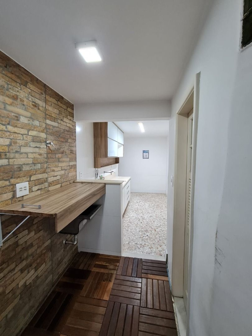 Imagem Apartamento com 2 Quartos à Venda, 102 m²em Icaraí - Niterói